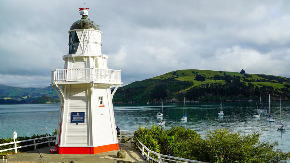 Akaroa-Banks_Peninsula-Canterbury_Trails-lighthouse