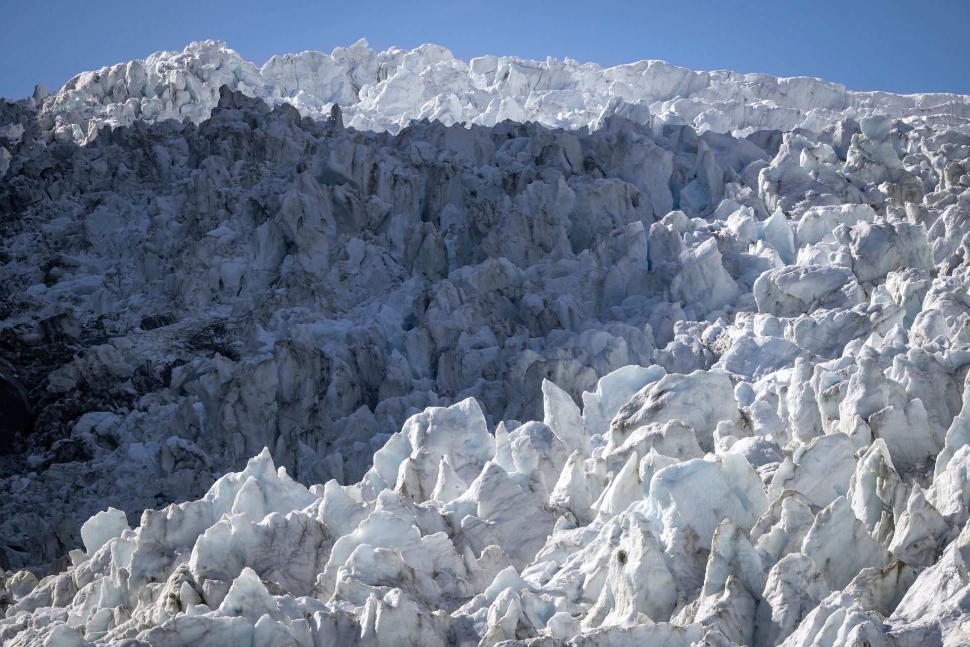Christchurch - Arthurs Pass - West Coast Glaciers - Queenstown:  Private Four Day Tour