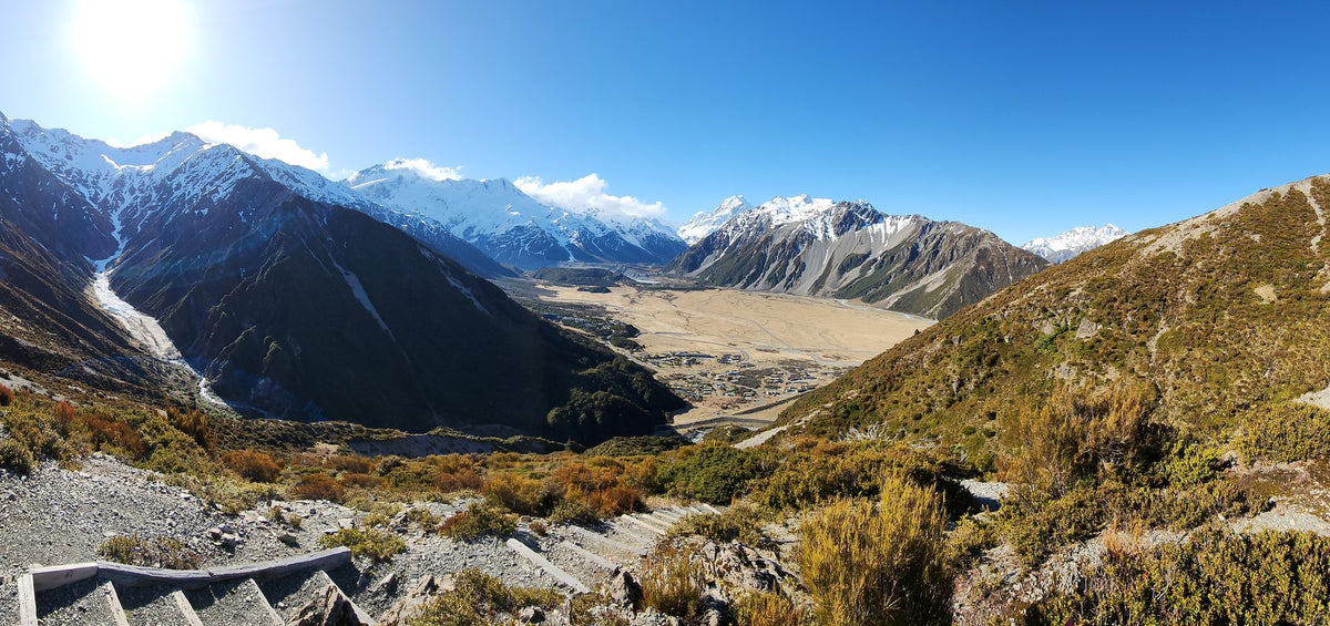 A glacial valley in Aoraki Mount Cook National Park